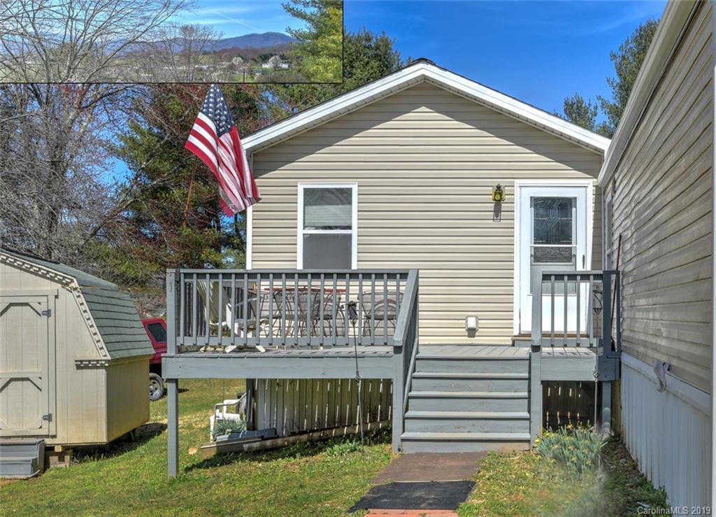 22 Westview Dr., Leicester, NC 28748