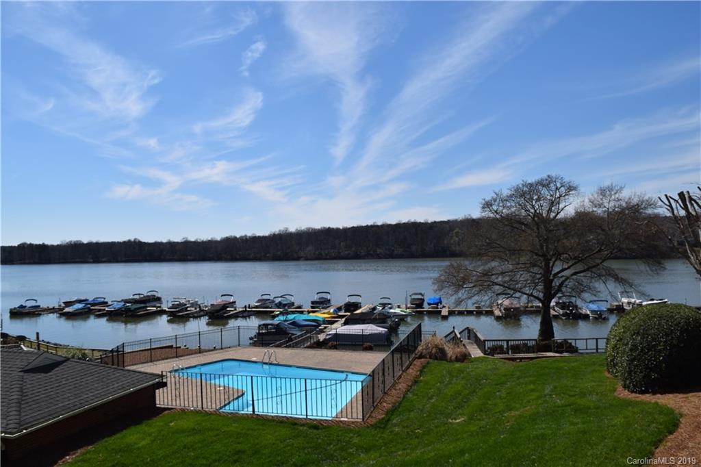 9809 Emerald Point Dr. #9809-1, Charlotte, NC 28278