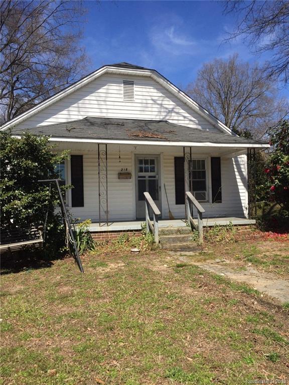 216 Blackwelder Ave., Kannapolis, NC 28081