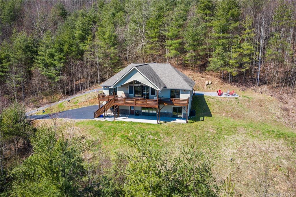 50 Placid Knoll Dr., Waynesville, NC 28785