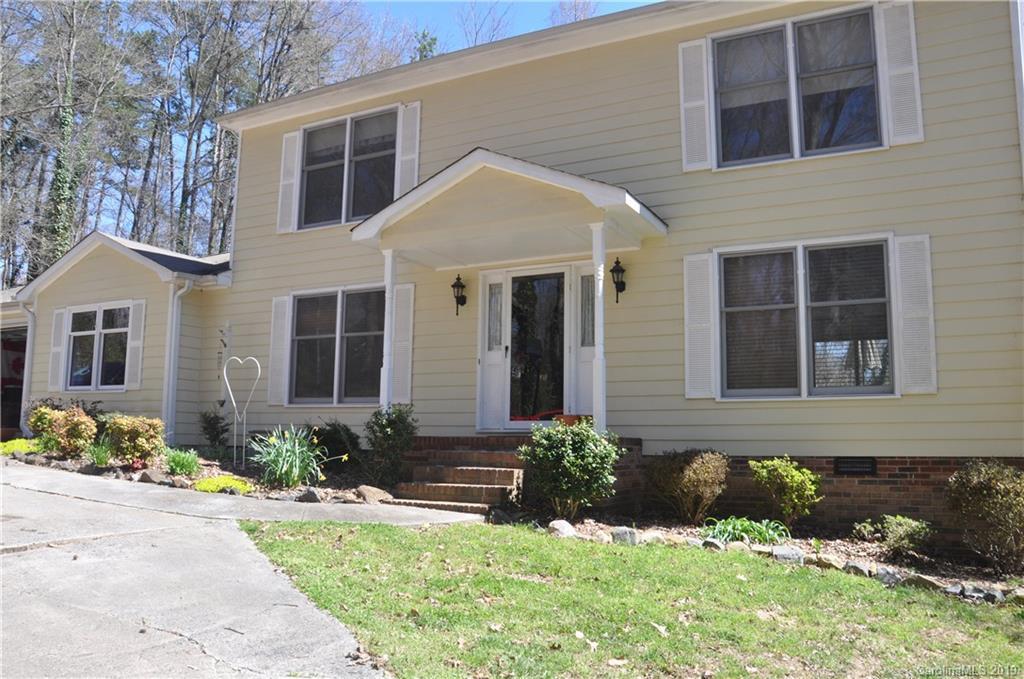 3900 Pine Cove Dr., Gastonia, NC 28056