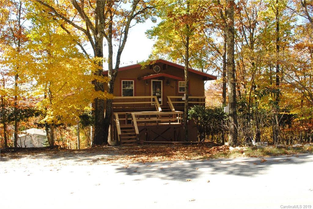 222 Grassy Gap Loop Rd., Beech Mountain, NC 28604