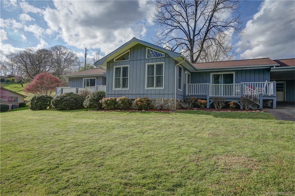 5 Hilltop Dr., Sylva, NC 28779