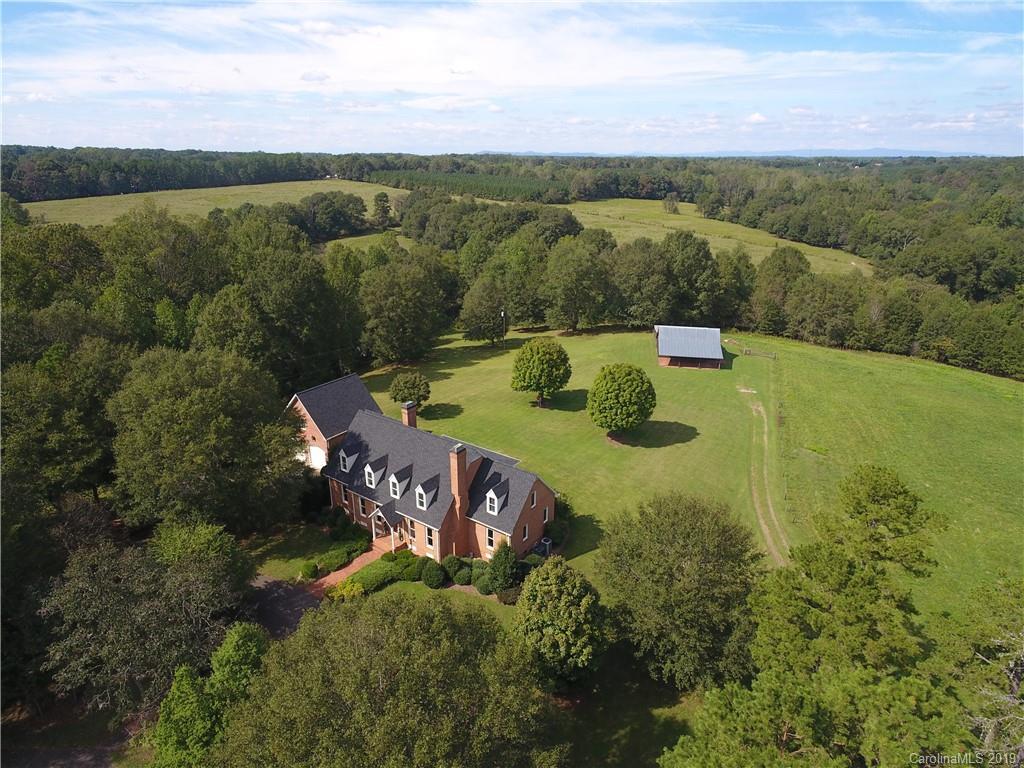 1336 College Ave., Boiling Springs, NC 28152