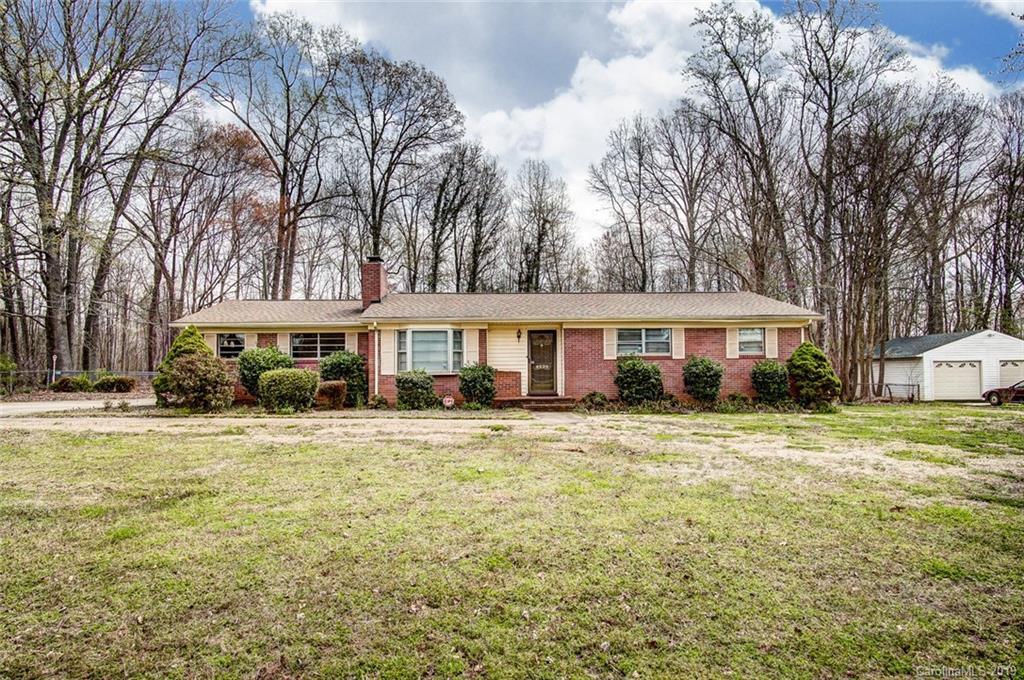 4220 Greenhaven Ln., Gastonia, NC 28056