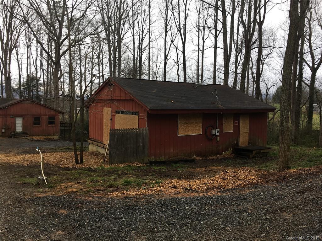 24 Shady Knoll Ln., Black Mountain, NC 28711