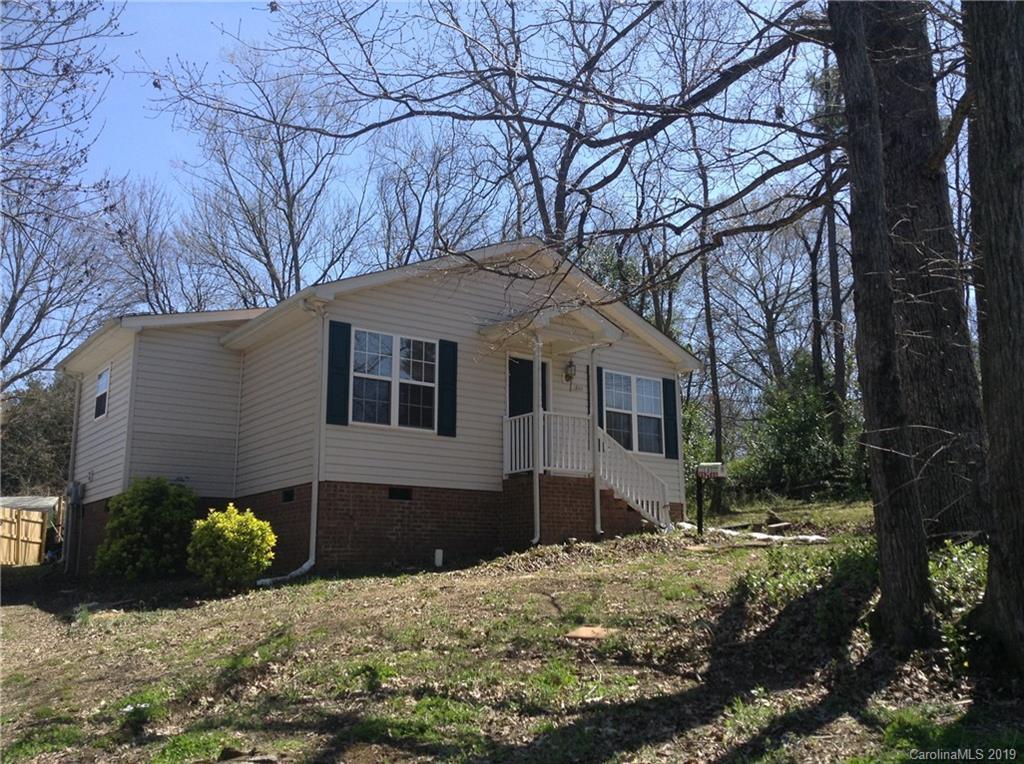 2228 Irma St., Charlotte, NC 28216