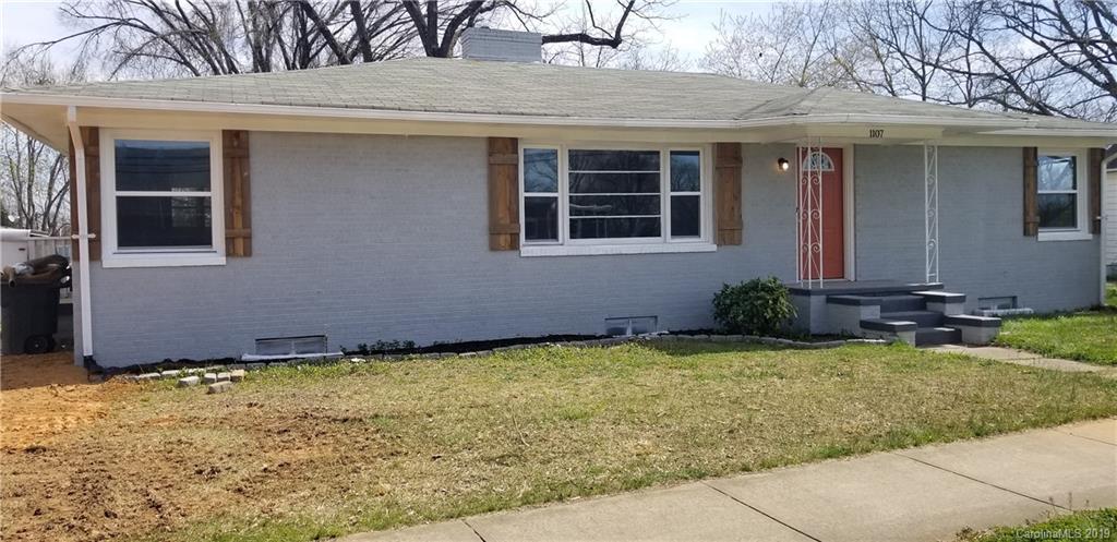 1107 Eastside Dr., Statesville, NC 28625
