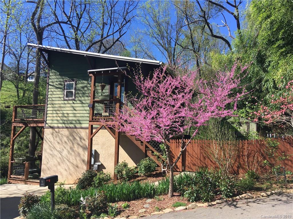 66 Moore Ave., Asheville, NC 28806