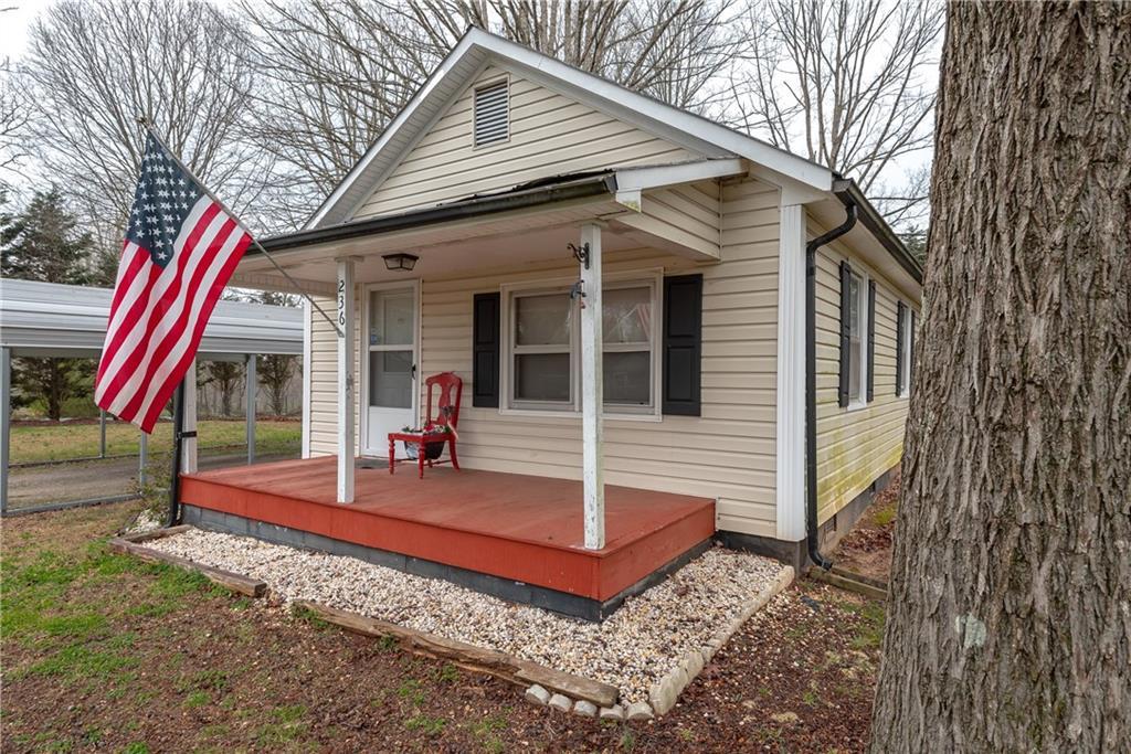 236 Bennett Rd., Stony Point, NC 28678