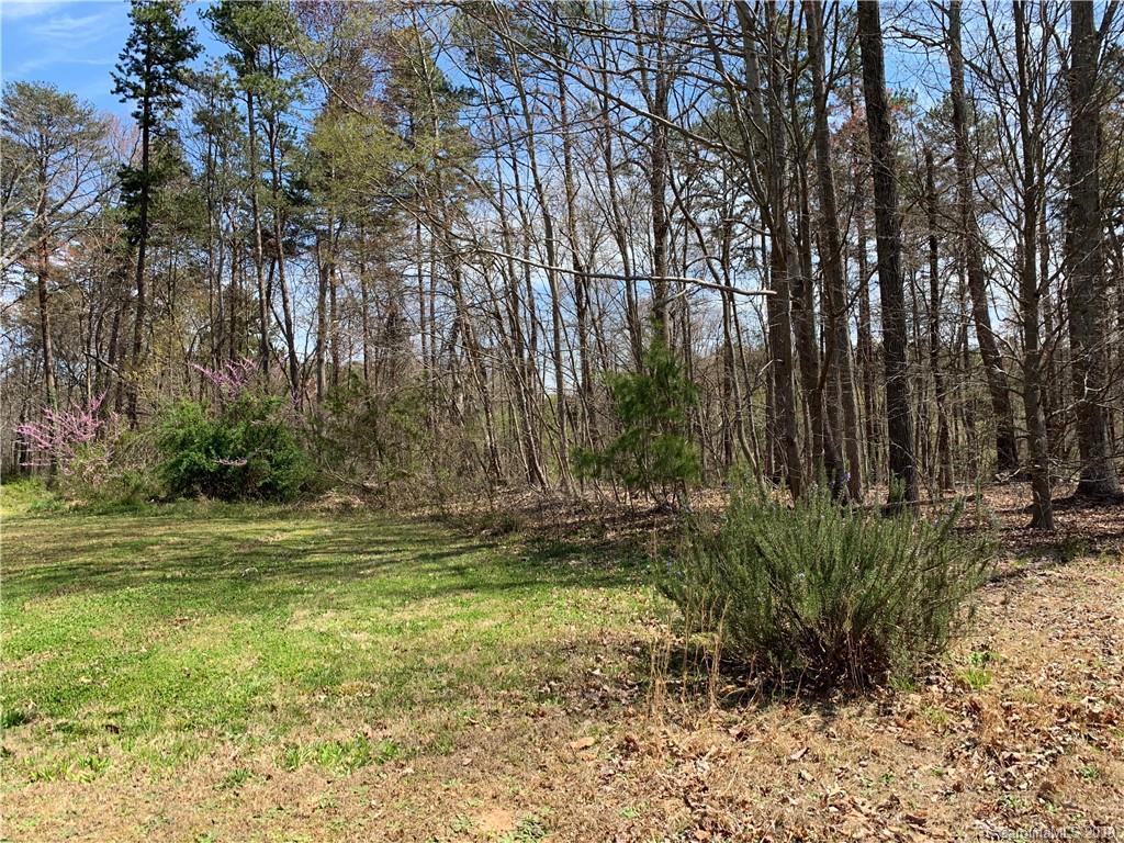 30 Laurel Cove Rd., Statesville, NC 28677