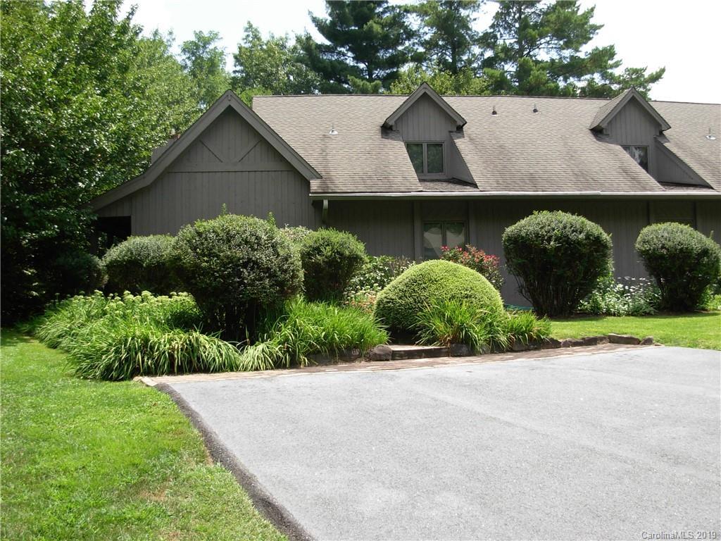 97 Fairway Villas Dr. #A, Sapphire, NC 28774