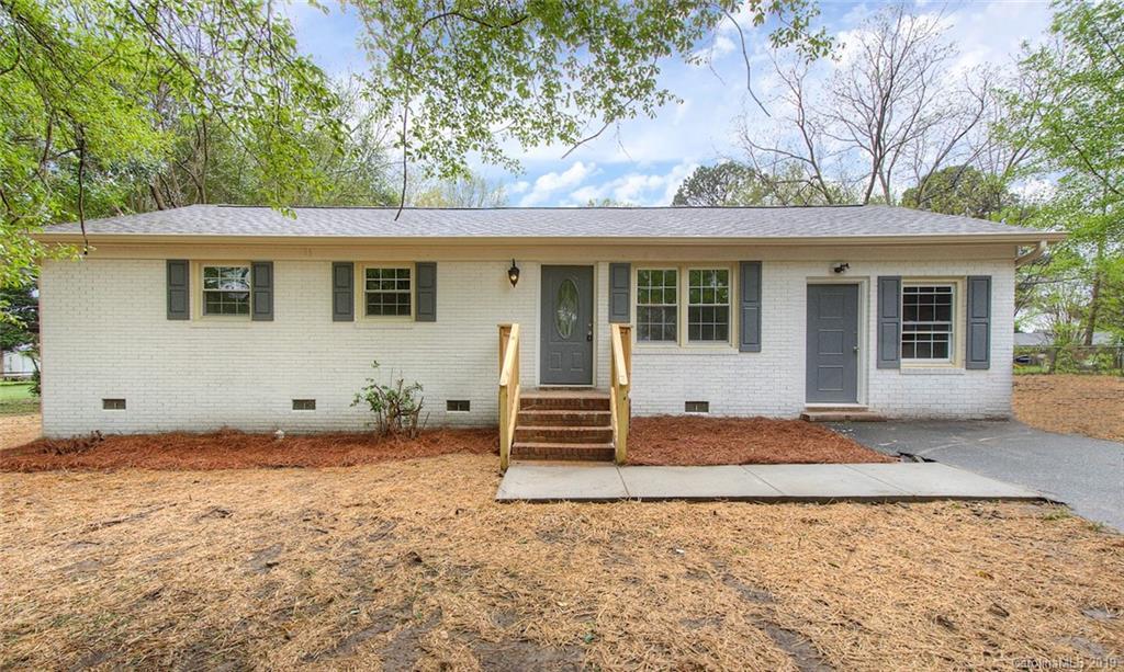 206 Smith Cir., Matthews, NC 28104
