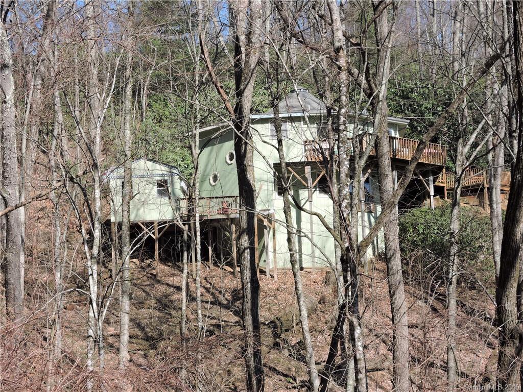1624 Apple Creek Rd., Waynesville, NC 28786