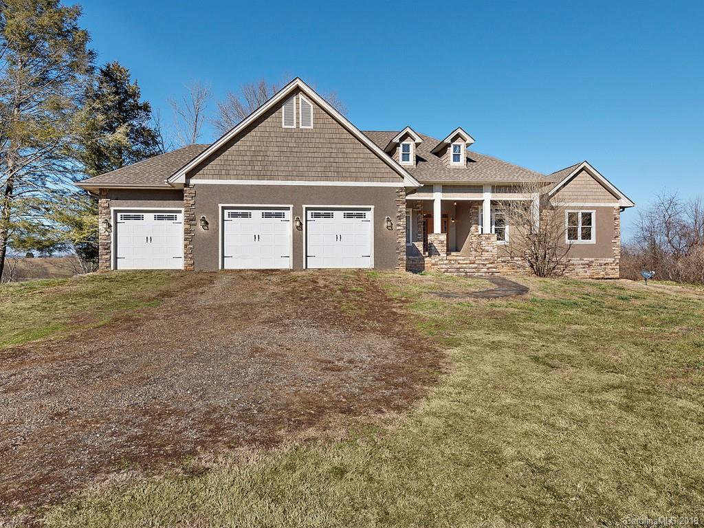 32 Peek Ridge Ln., Asheville, NC 28806