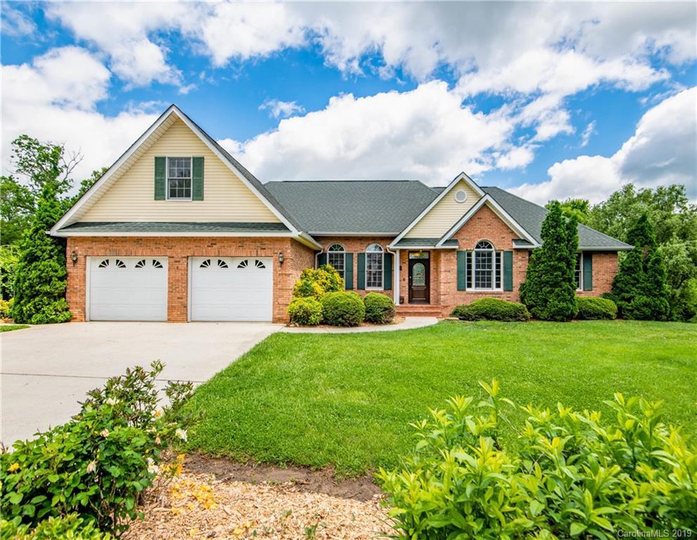 5 Scarlet Ridge, Weaverville, NC 28787