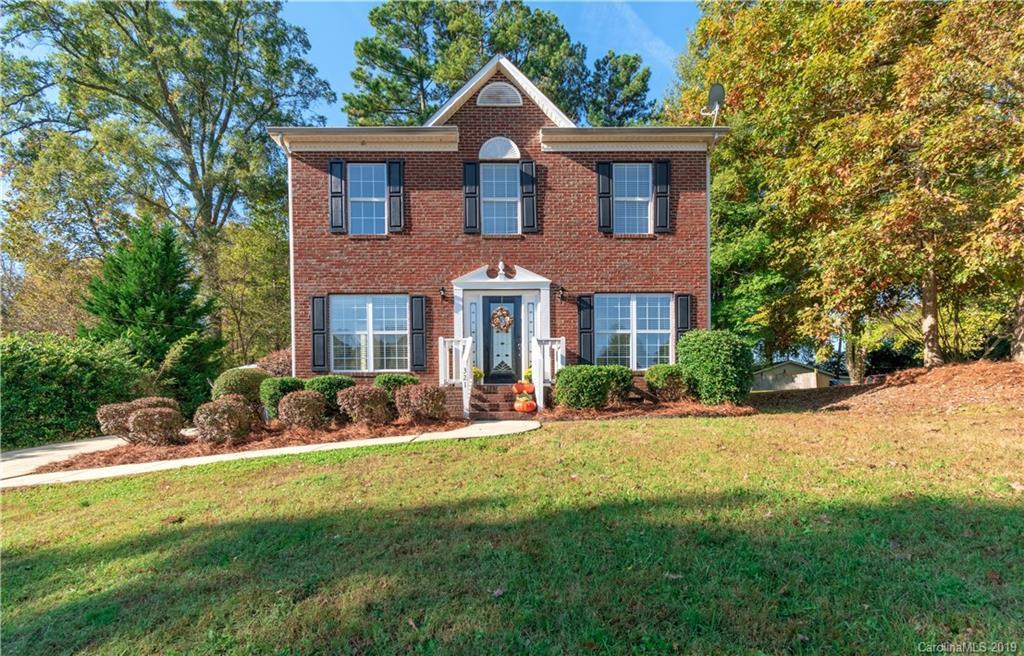 321 Hillcrest Dr., Huntersville, NC 28078