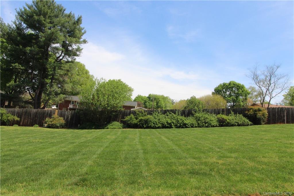 4 Brookgreen Pl., Statesville, NC 28677