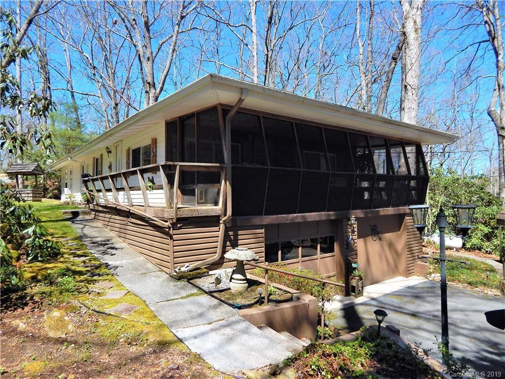 3226 Old Ccc Rd., Hendersonville, NC 28739