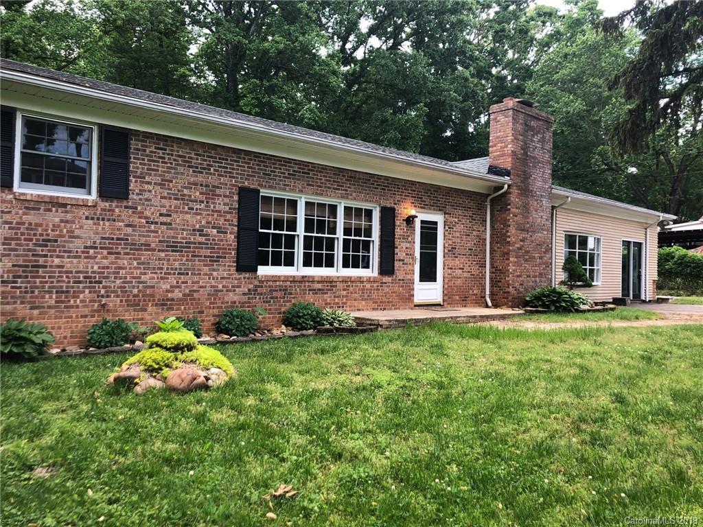 2302 Watts St., Morganton, NC 28655