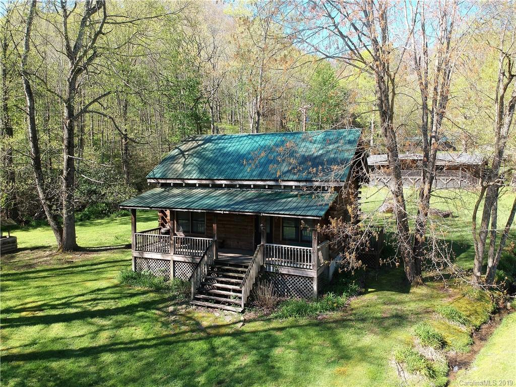 431 Shelton Cove Rd., Waynesville, NC 28785