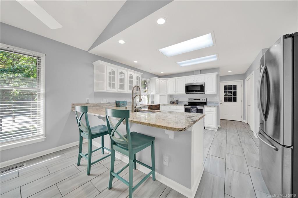 201 Conroy Ave., Davidson, NC 28036