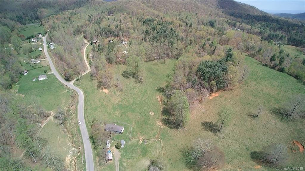 51 Clarks Cove Rd., Leicester, NC 28748