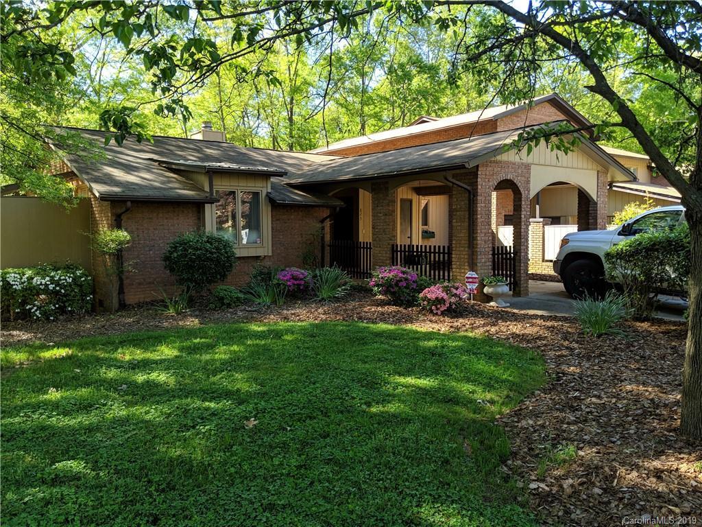 823 Coventry Ln., Statesville, NC 28677