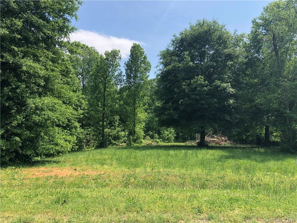 Clear Creek Cir., Lincolnton, NC 28092