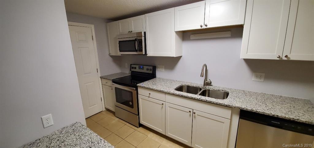 9620 Old Gate Dr., Matthews, NC 28105