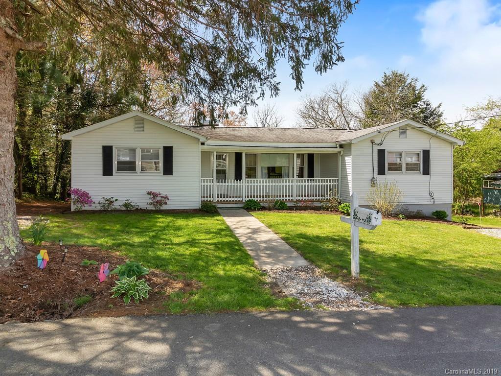 56 Pressley Ave., Brevard, NC 28712