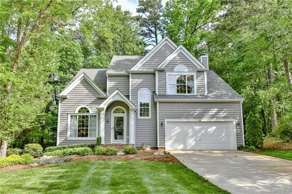 6900 Buckspring Ln., Charlotte, NC 28269