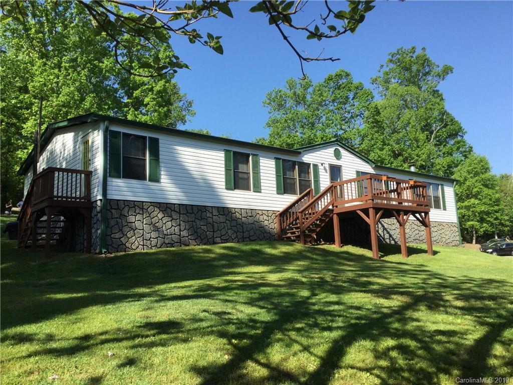 780 Case Cove Rd., Candler, NC 28715