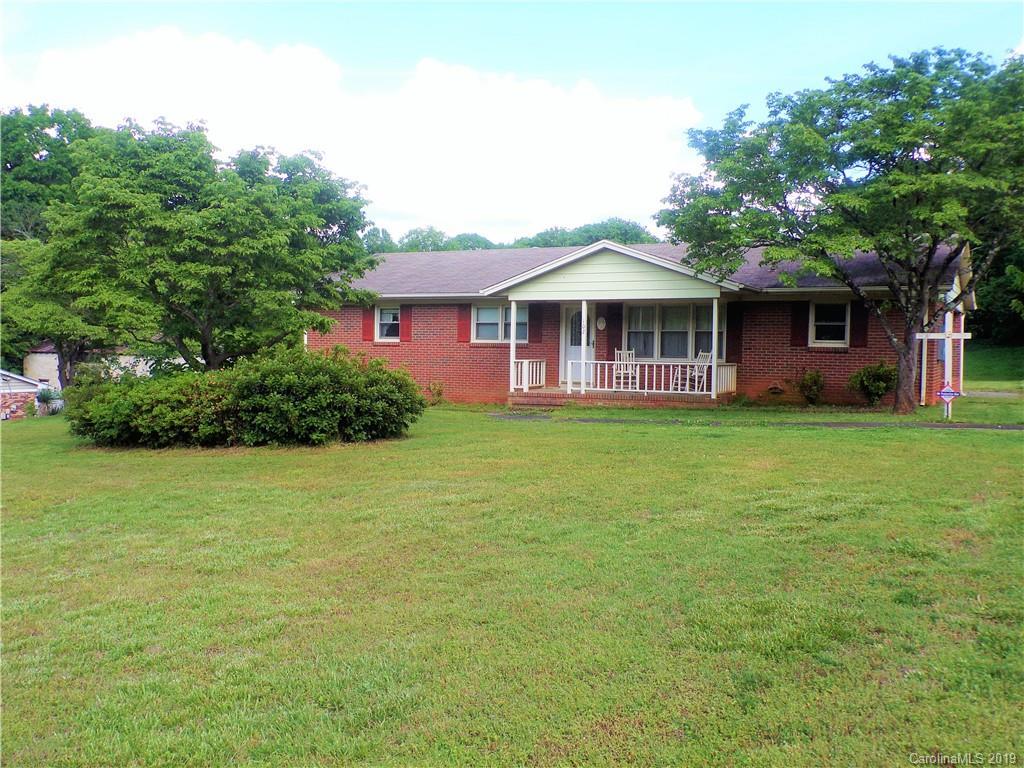 102 Vina Pl., Mount Holly, NC 28120