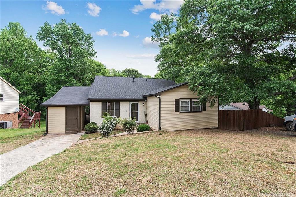 9049 Windsong Dr., Charlotte, NC 28273