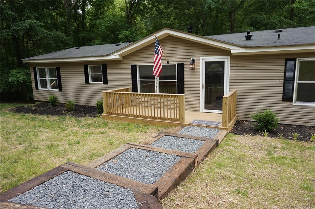 1629 Windermere Rd., Mount Holly, NC 28120