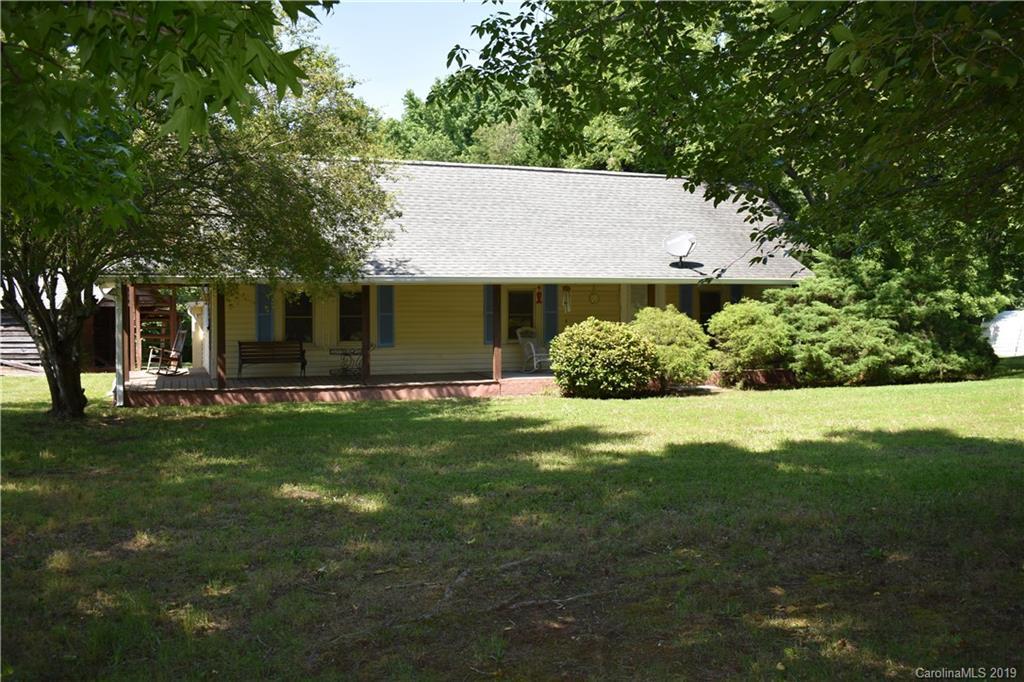 8444 Cloverfield Dr., Kannapolis, NC 28081