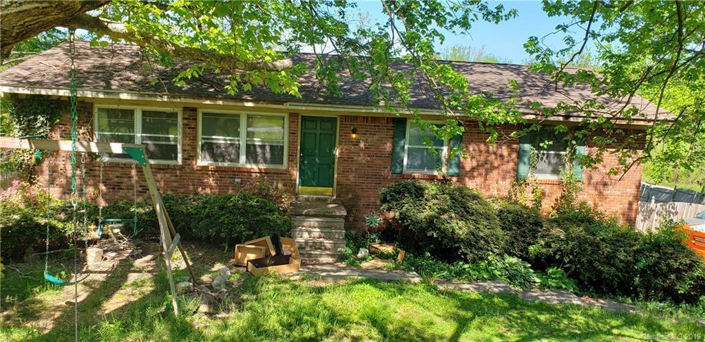 2 Chelsea Dr., Arden, NC 28704