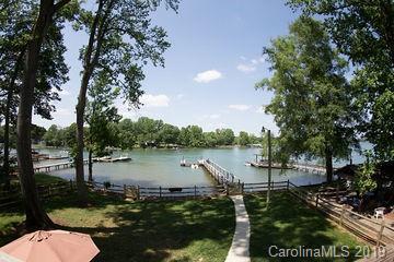 7975 Water Oaks Dr., Denver, NC 28037