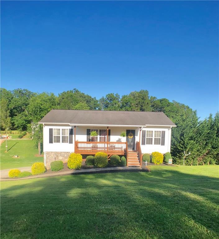 2304 Olde Meadow Ln., Hudson, NC 28638