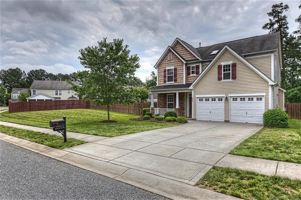 9805 Coatbridge Dr., Charlotte, NC 28269