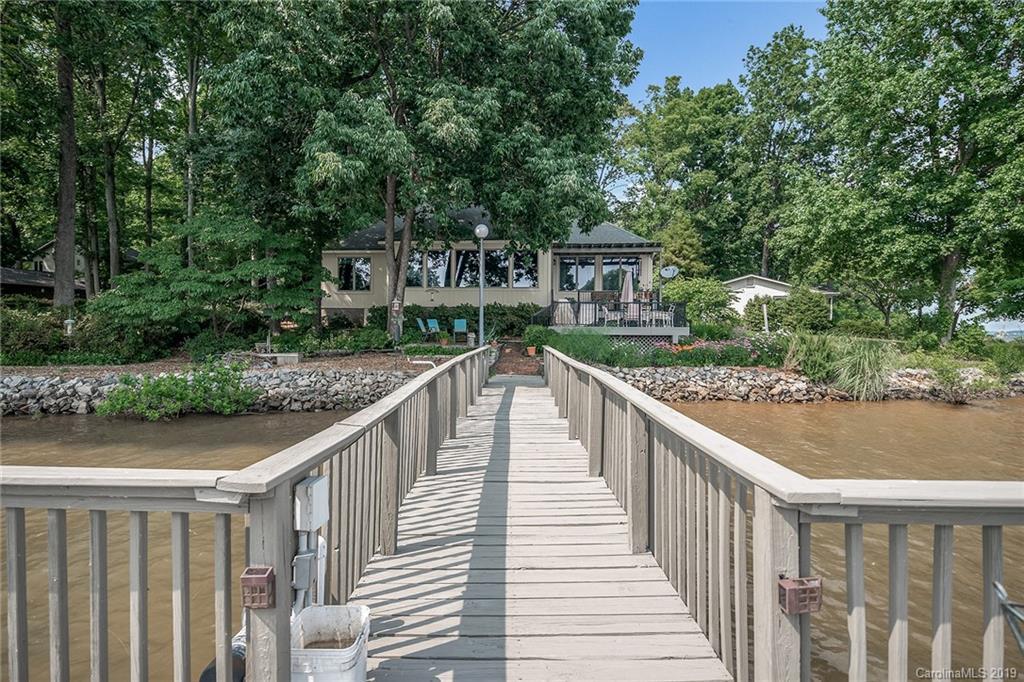 2747 Trillium Tr., Denver, NC 28037