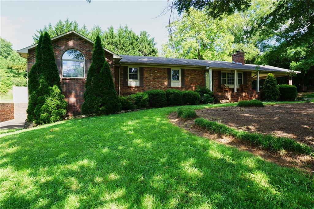 711 2nd St., Conover, NC 28613