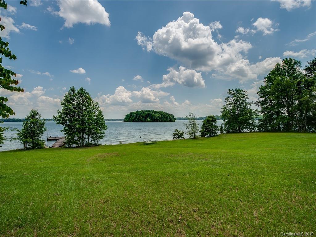 1.78 +/- Acres Harbor Ln., Denver, NC 28037