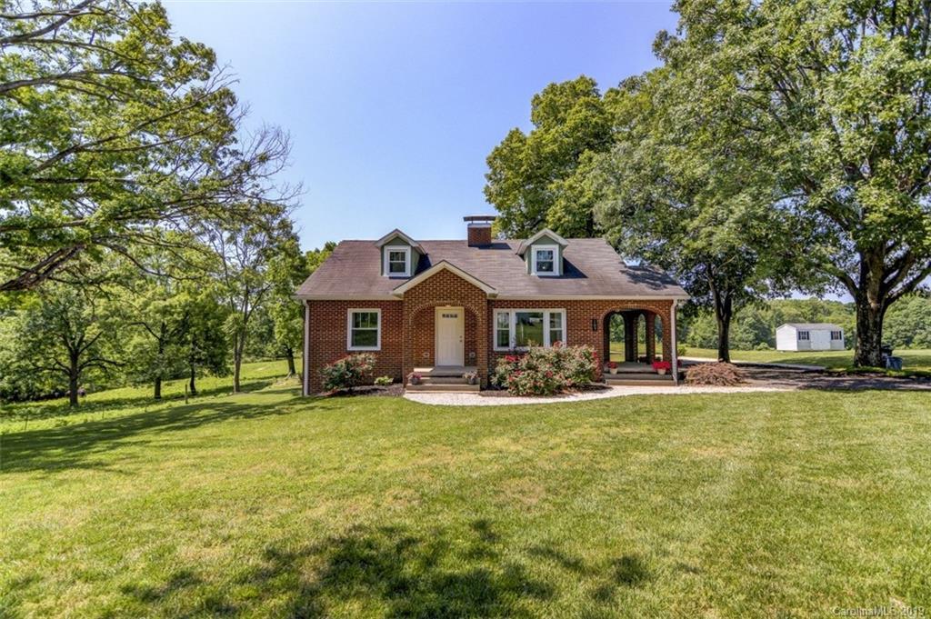 107 Clio Ln., Statesville, NC 28625