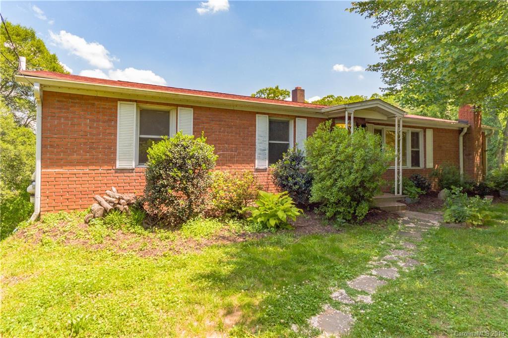 74 Old Leicester Hwy., Asheville, NC 28804