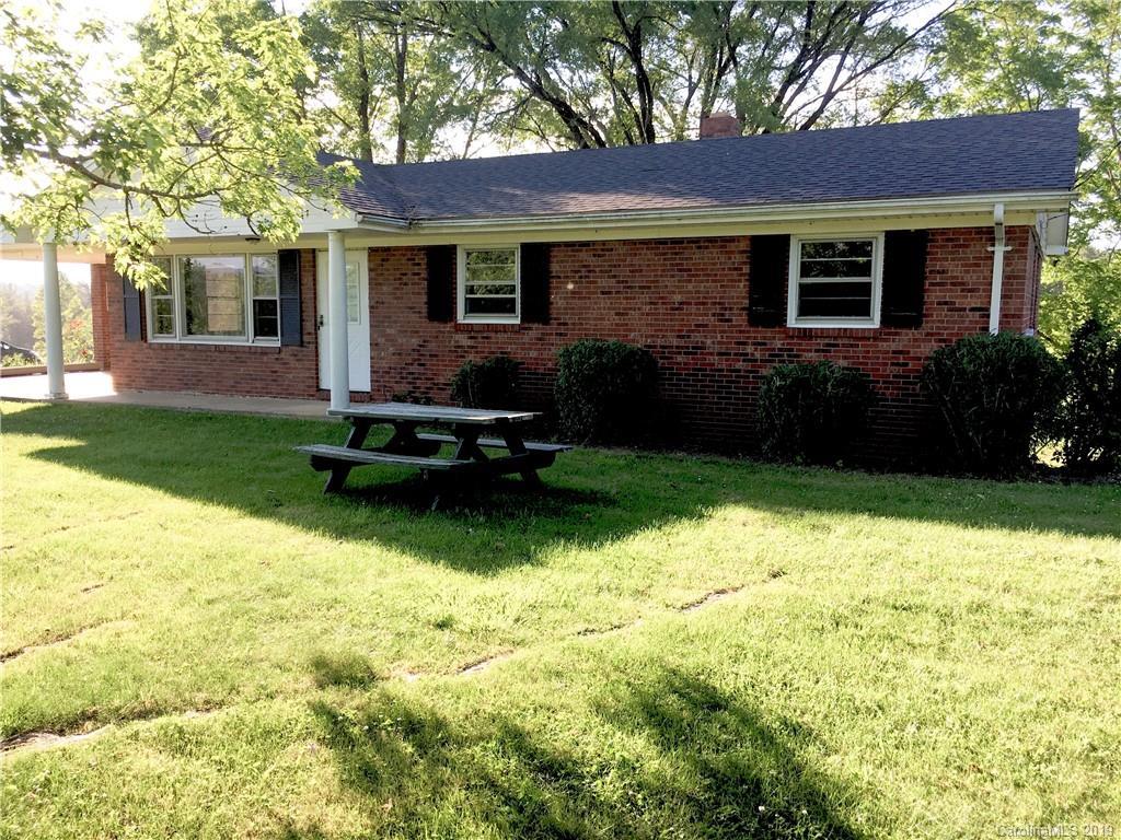 56 Wiley Dr., Asheville, NC 28804