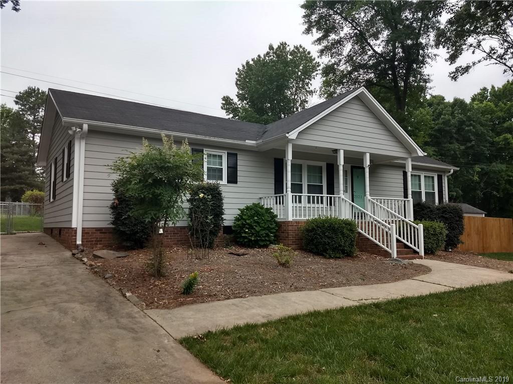 2121 Winterfield Dr., Gastonia, NC 28056