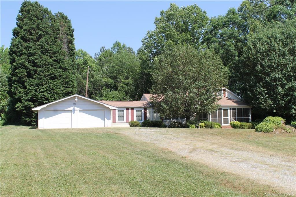 451 Rinehardt Rd., Mooresville, NC 28115