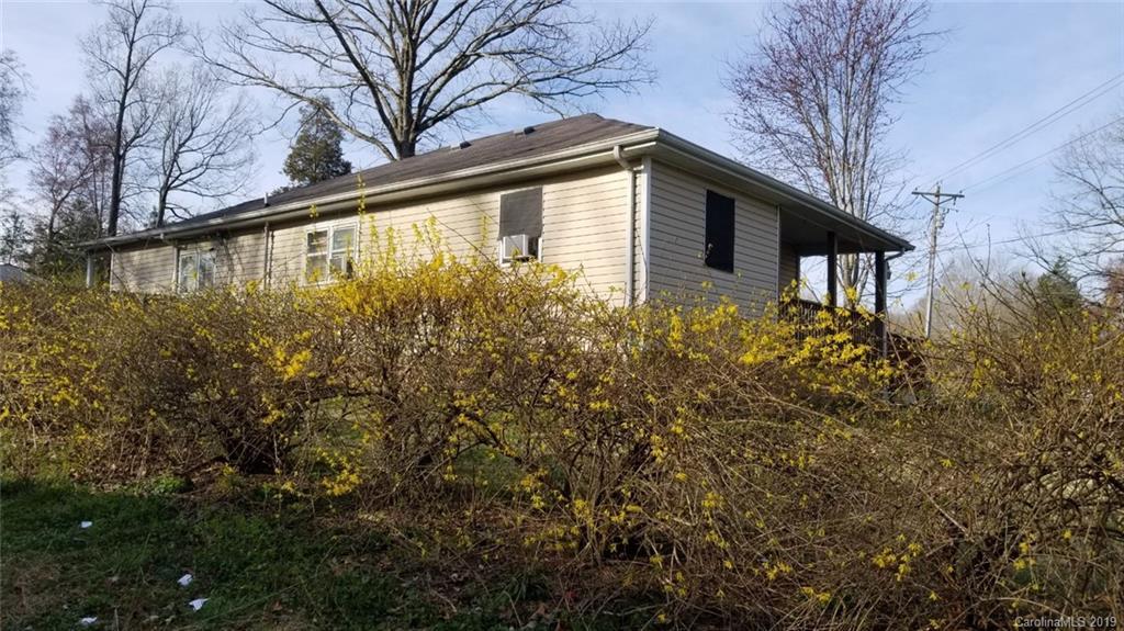 5226 Farran Dr., Stanley, NC 28164